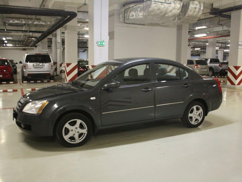 Черри седан 2010