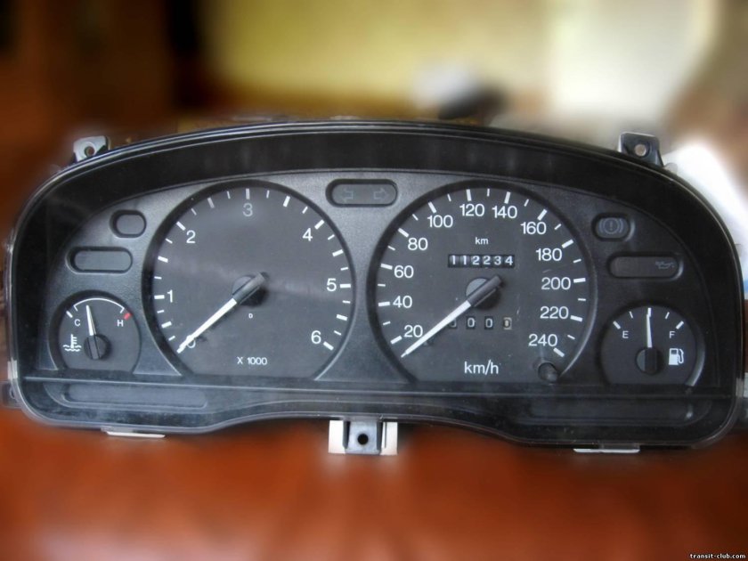 Щиток приборов Ford Transit 1998