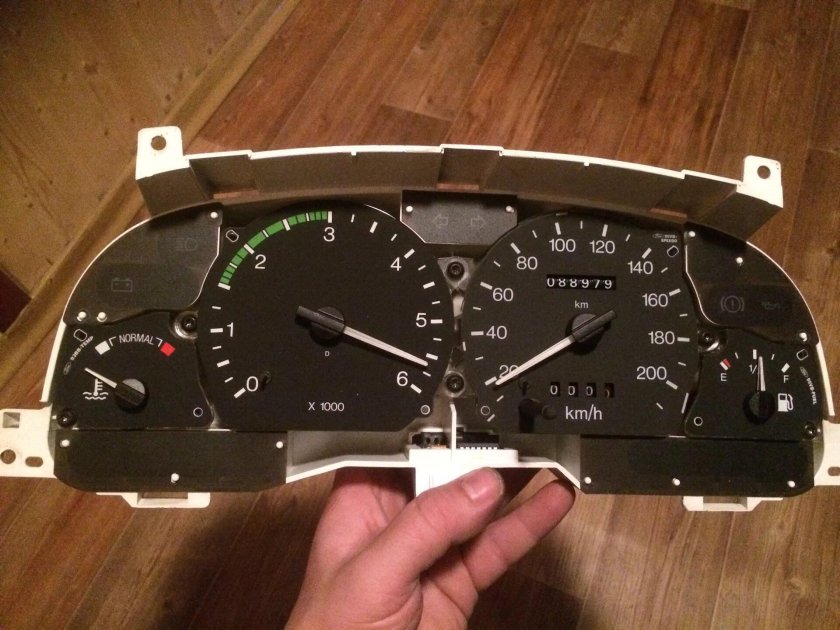 Панель приборов Ford Transit 2005