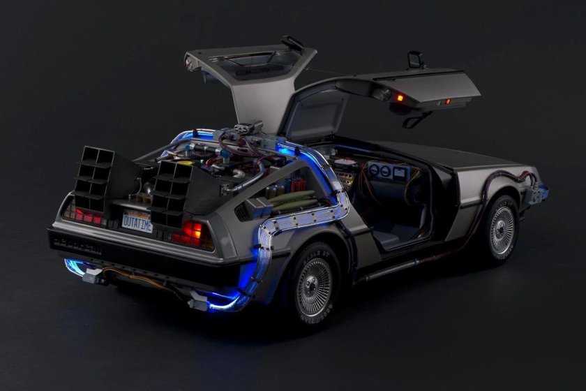 Делориан 1985