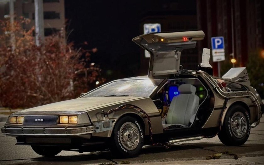 Delorean dmc 12 машина времени