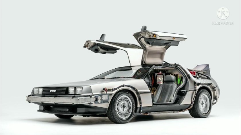 DELOREAN DMC-12