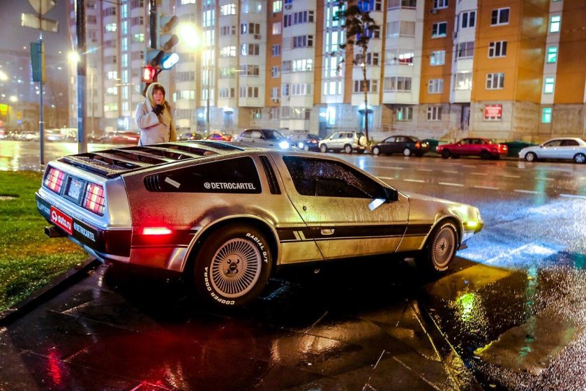 DMC DELOREAN