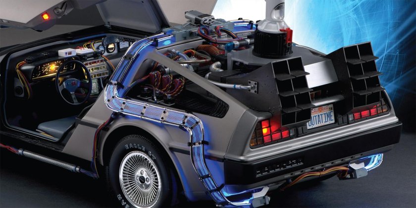 GMC 12 Делориан