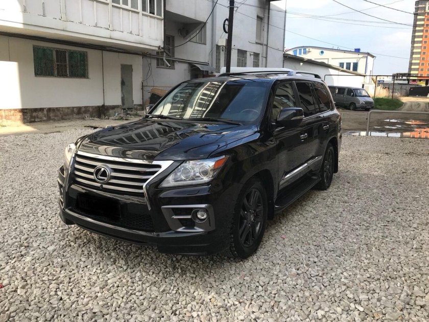 Lexus LX 570 2013 чёрный