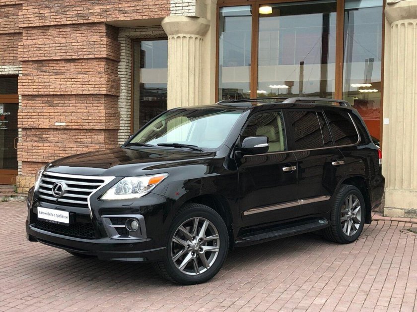 Lexus LX 570 III