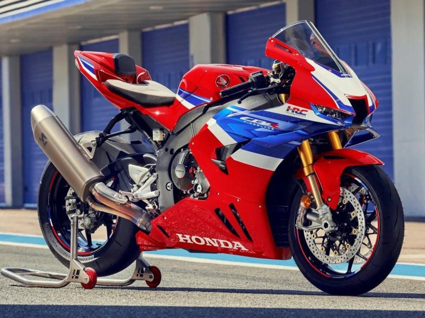 Honda cbr 1000 rr r fireblade
