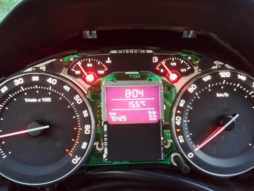 Приборная панель Шкода а5