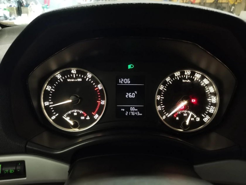 Skoda Octavia приборная панель