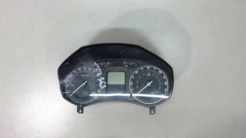 Приборная панель Octavia a5