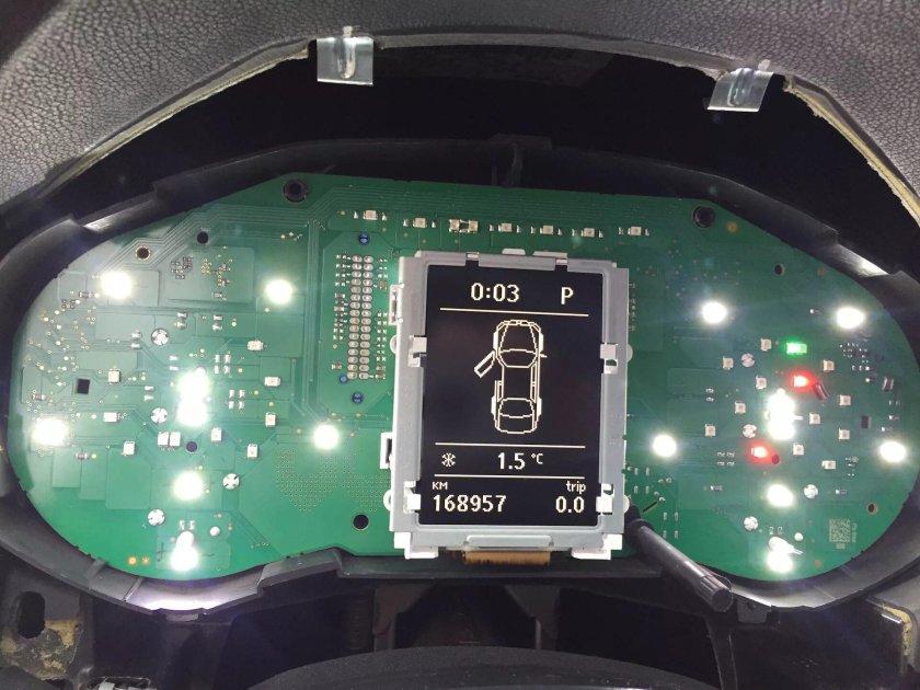 Колодцы для приборной панели Шкода Октавия а5