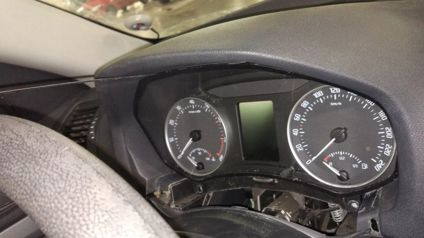 Снятие приборной панели Октавия а5