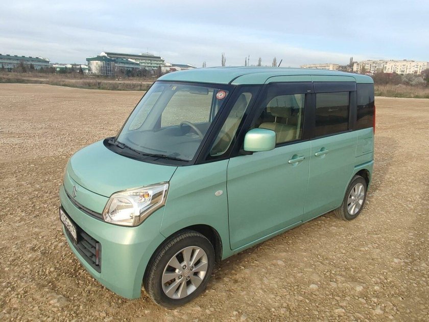 Suzuki Spacia