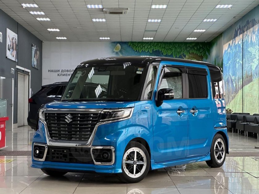 Suzuki Spacia Custom