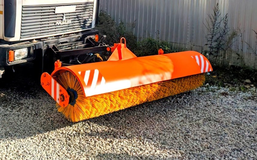 Щетки передняя СДМ