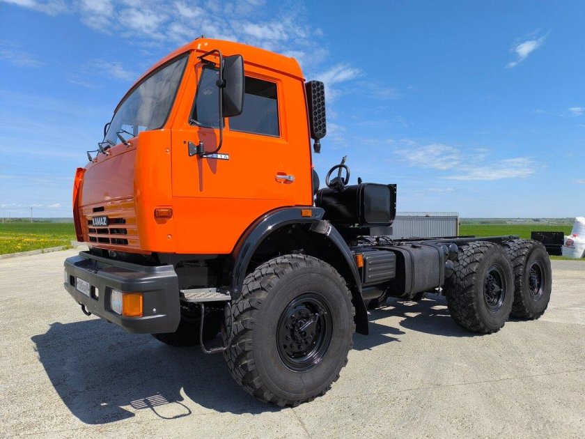 Камаз 44108 седельный тягач