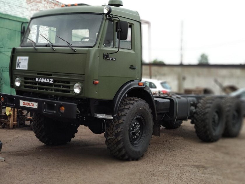 КАМАЗ 43118 военный
