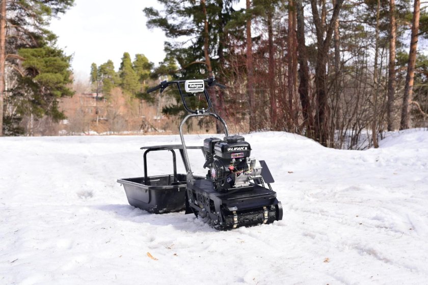 Бурлак мотобуксировщик