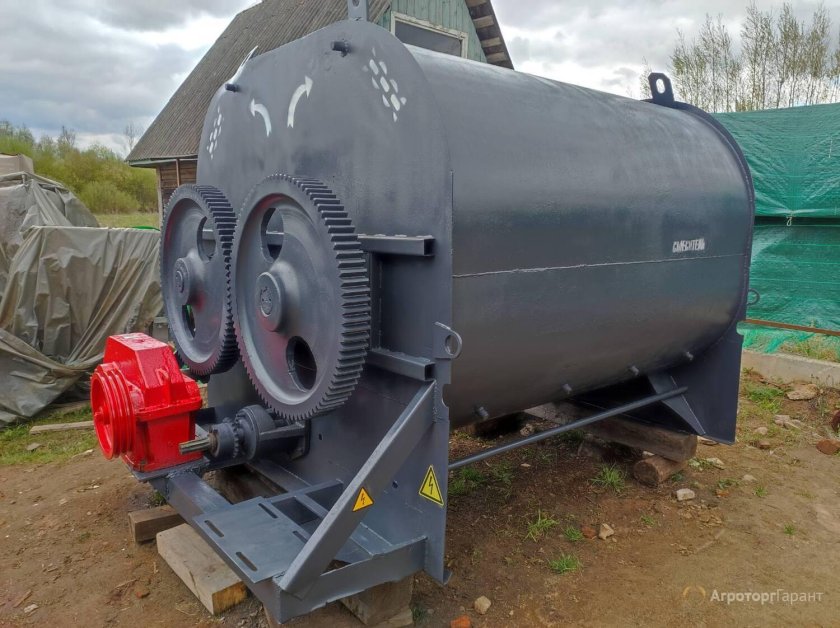 Смеситель кормов одновальный СКО Ф 3