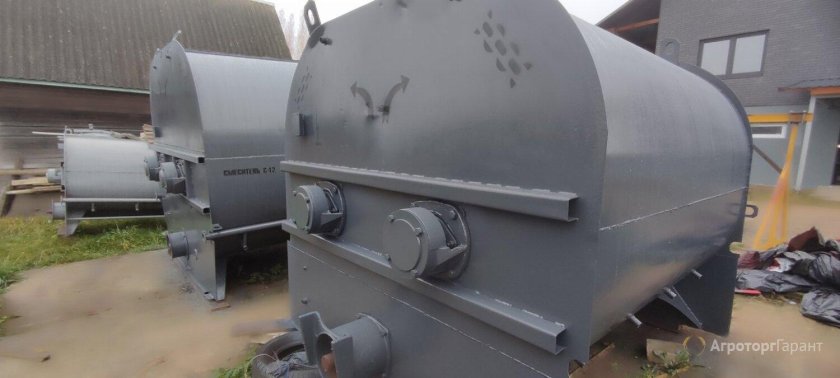 Смеситель сыпучих кормов ку-100