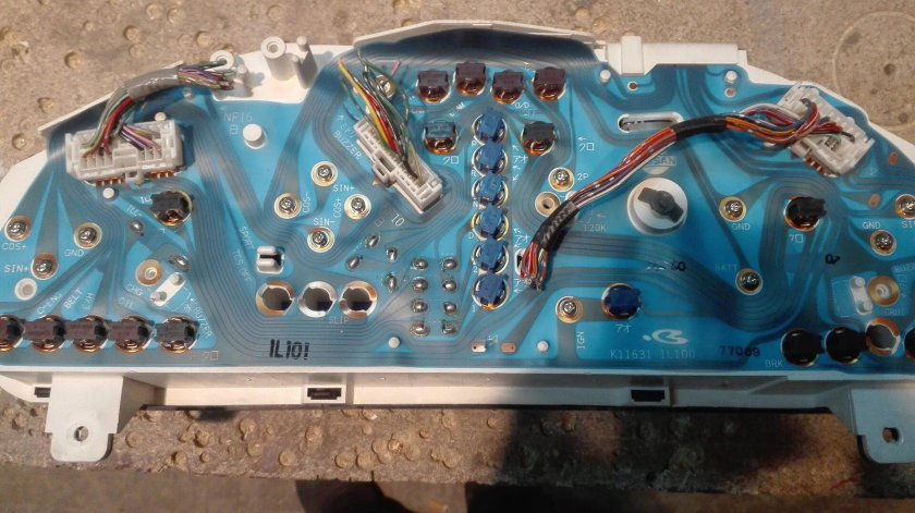 Приборная панель Cefiro a31