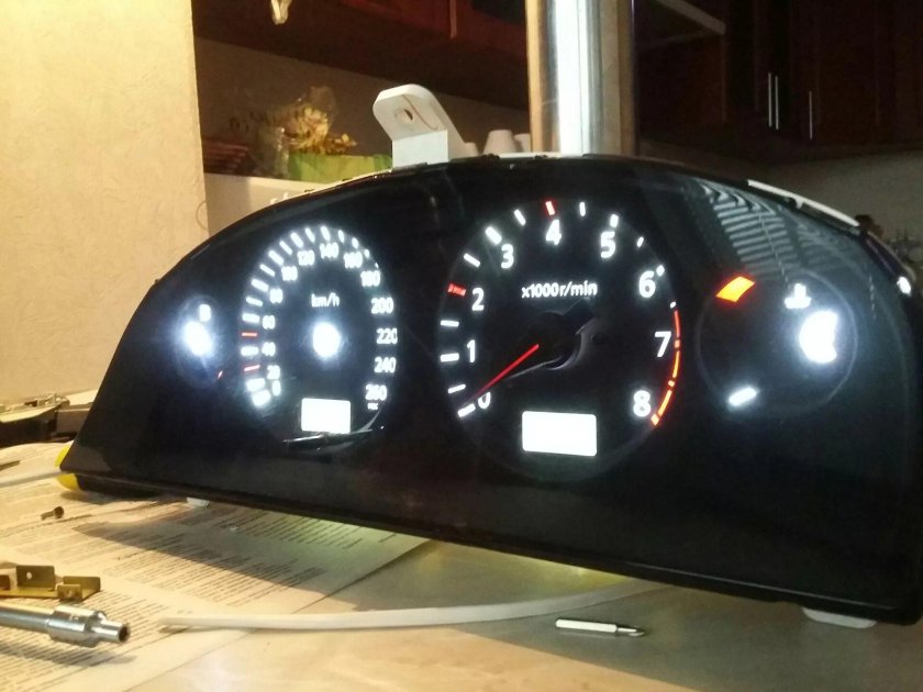 Пересвет панели Ниссан Максима а33