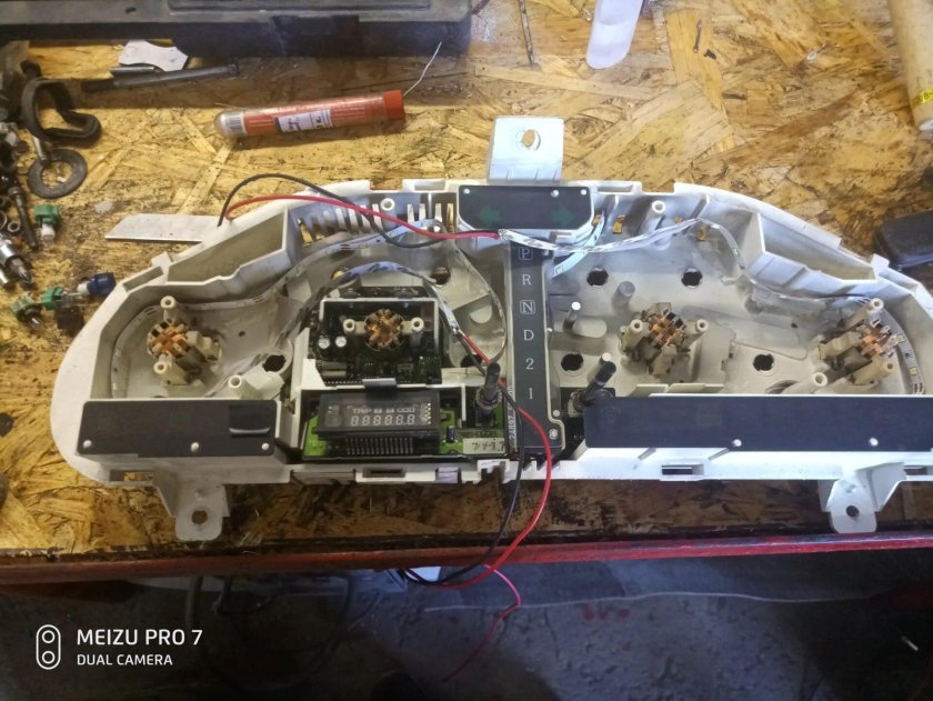 Nissan Cefiro a32 панель приборов