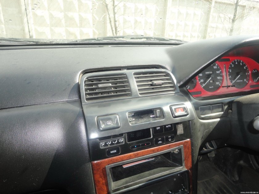 Центральная консоль Ниссан Максима а32