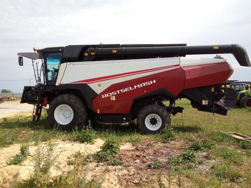 Ростсельмаш 161 комбайн