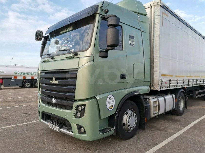 Седельный тягач маз