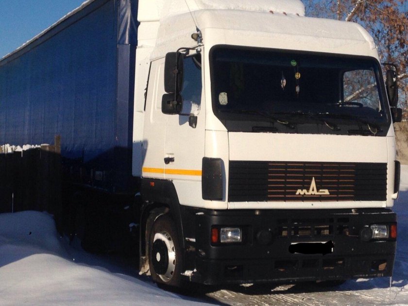 МАЗ 5440 белый