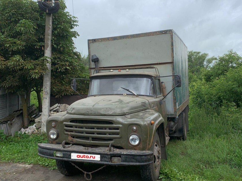 Грузовик зил 130
