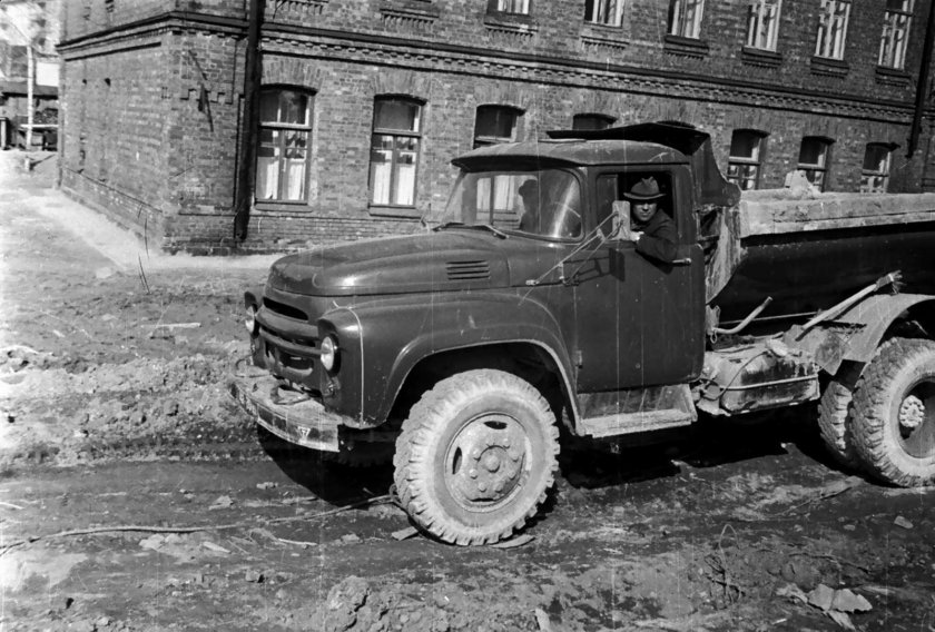 ЗИЛ 130 НИИАТ