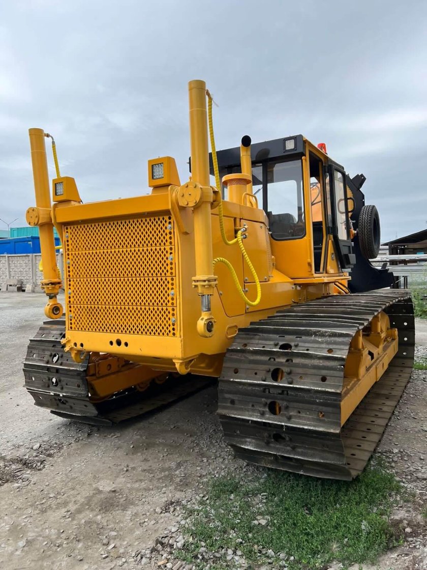 Бульдозер четра т11