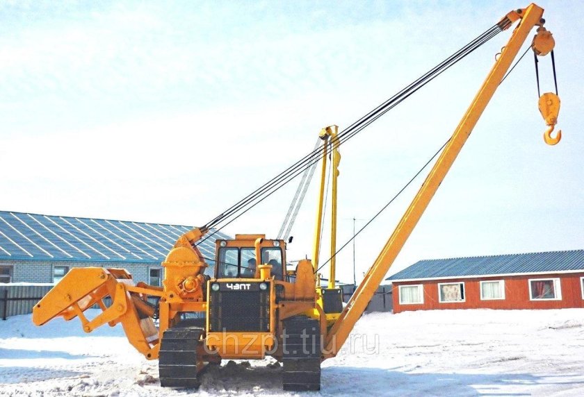 Трубоукладчик ЧТЗ тр12