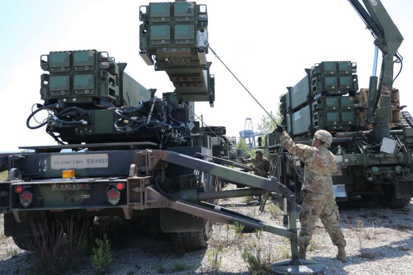 Зенитно-ракетных комплексов Patriot