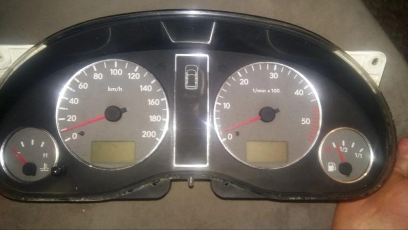 Панель приборов Шаран 1999