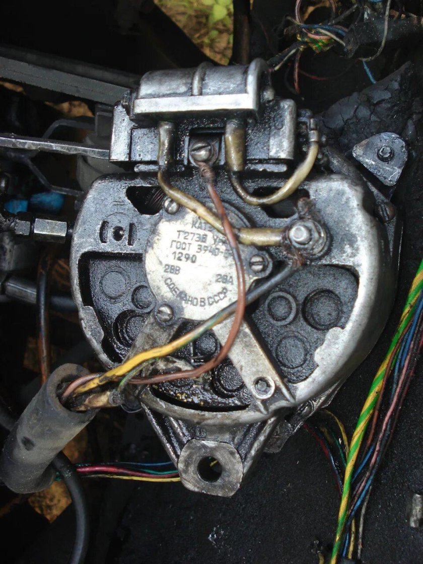 Генератор КАМАЗ 5320 провод тахометра