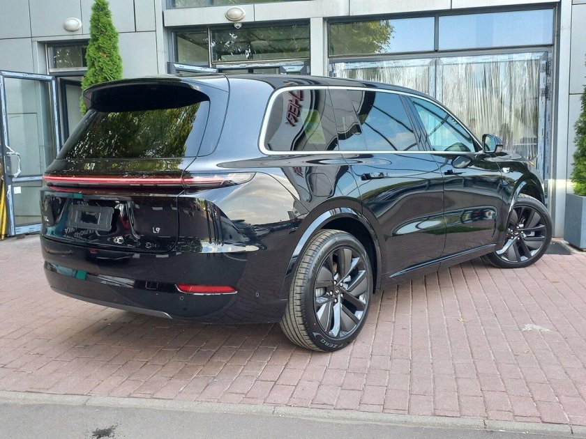 Lixiang l9 черный