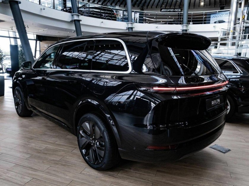 Lixiang l9 черный