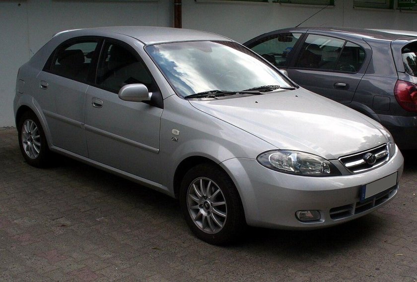 Chevrolet lacetti 2011 хэтчбек
