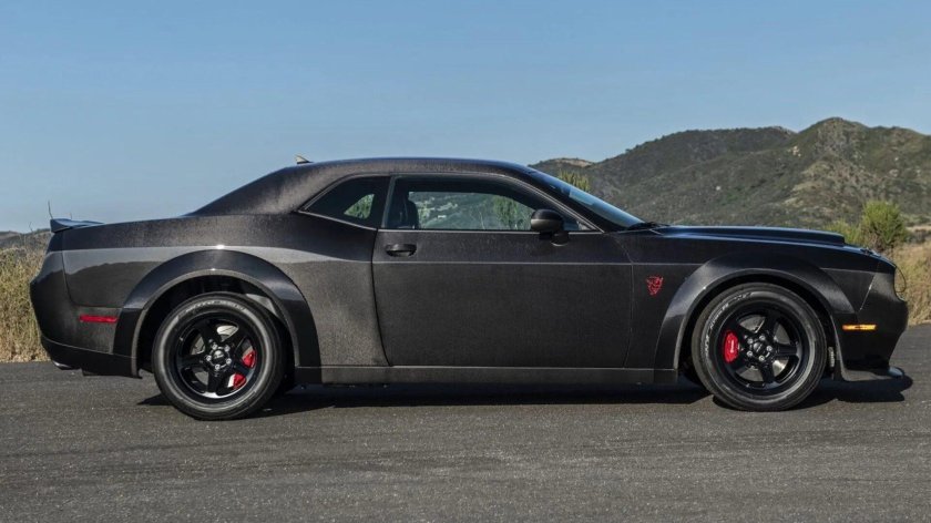 Dodge Challenger srt Demon 2018