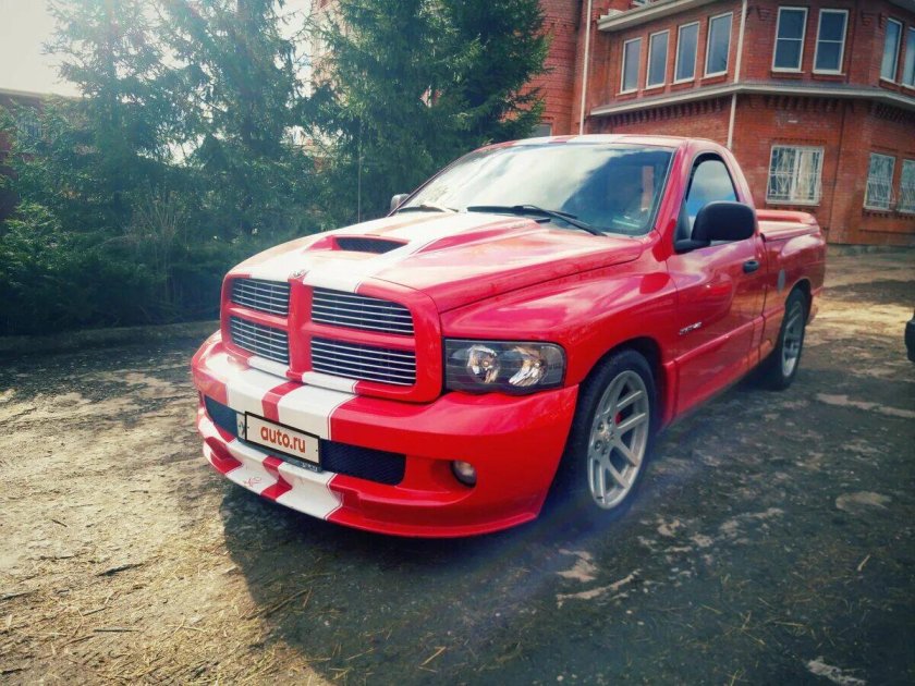 Dodge Ram srt-10 2004
