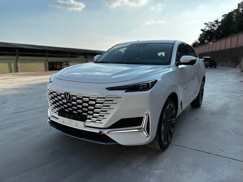 Changan uni k белый