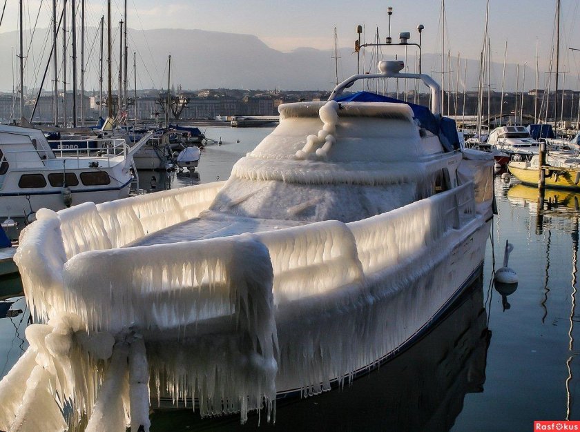 Обледенение судов