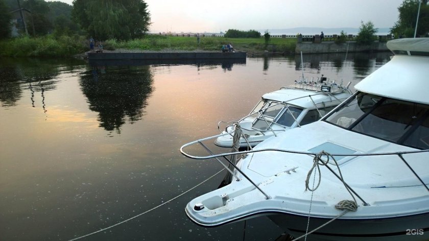 Стоянка катеров