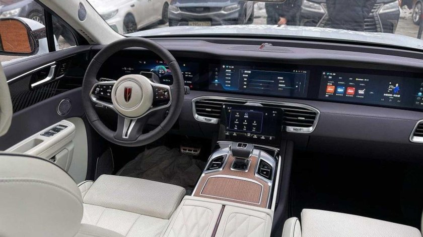 Электромобиль Hongqi e-hs9