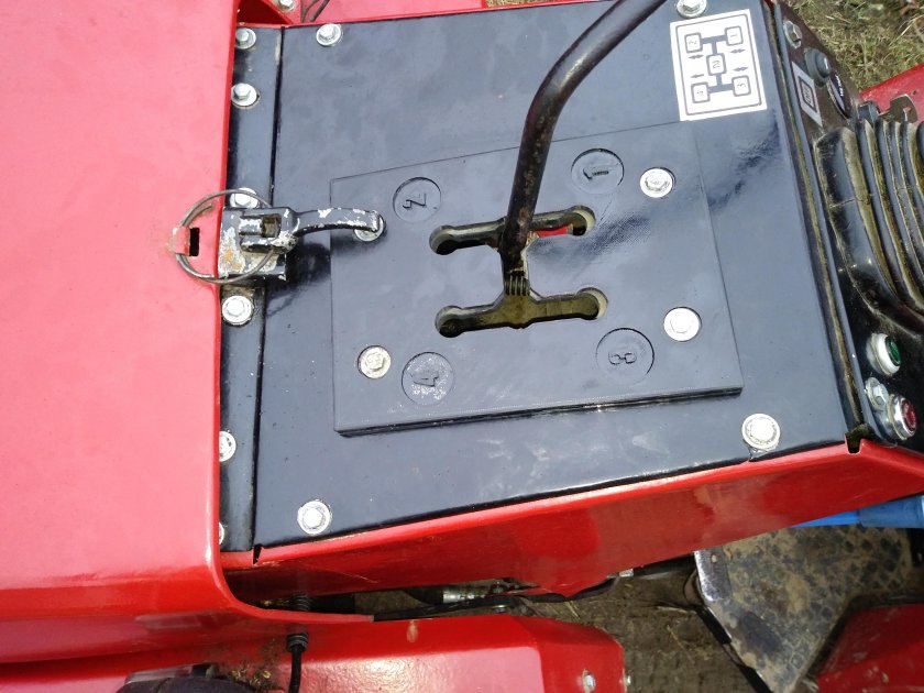 Крышка переключения передач МТЗ 132н