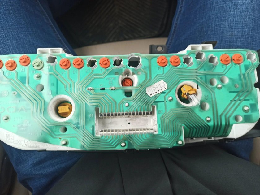 Лампочки приборной панели Opel Vectra b