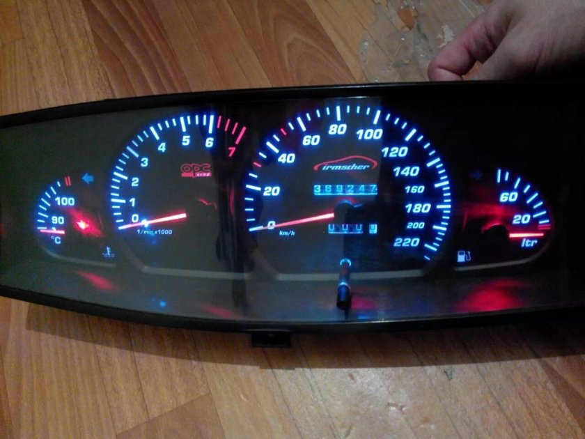 Приборная панель Омега б